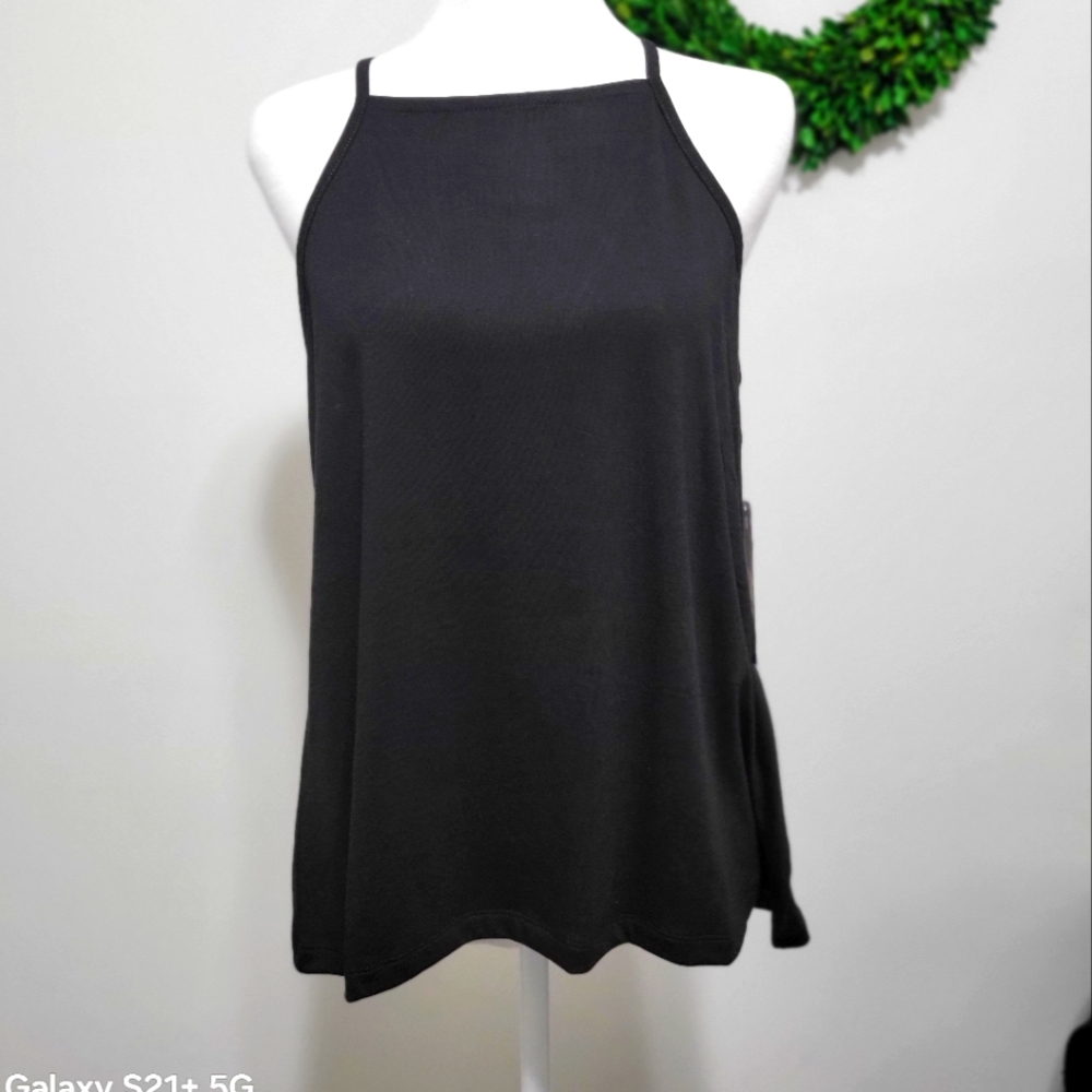 Apana Women's Black Sleeveless Top M